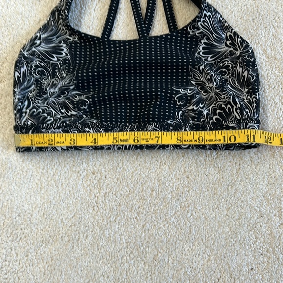 Lululemon Bra Top-EUC!! - Picture 7 of 9